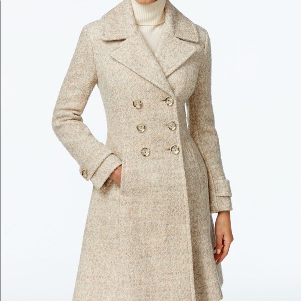 Ivanka Trump long winter coat.